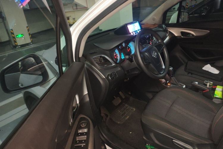 Used Buick Encore 2015 1.4T Automatic Two-Wheel Drive Urban Elite Version Driver Seat