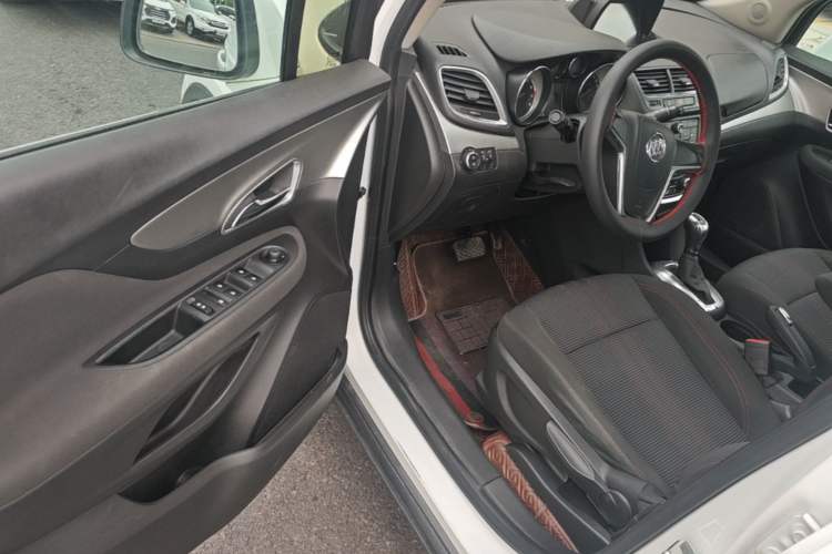 Used Buick Encore 2015 1.4T Automatic Two-Wheel Drive Urban Elite Version Driver Seat
