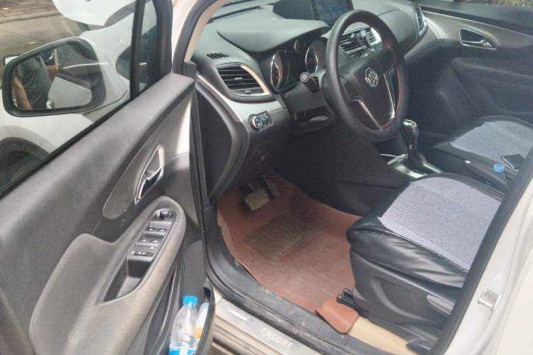 Used Buick Encore 2015 1.4T Automatic Two-Wheel Drive Urban Elite Version Driver Seat