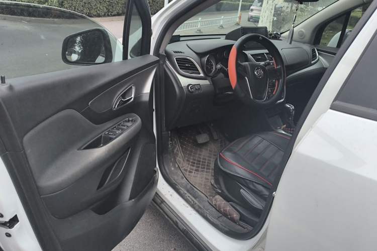 Used Buick Encore 2015 1.4T Automatic Two-Wheel Drive Urban Elite Version Driver Seat