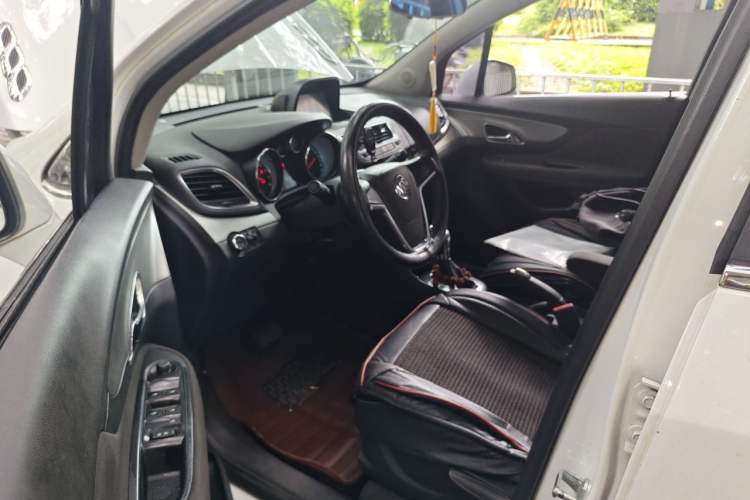 Used Buick Encore 2015 1.4T Automatic Two-Wheel Drive Urban Elite Version Driver Seat