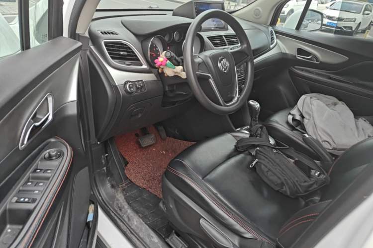 Used Buick Encore 2015 1.4T Automatic Two-Wheel Drive Urban Elite Version Driver Seat