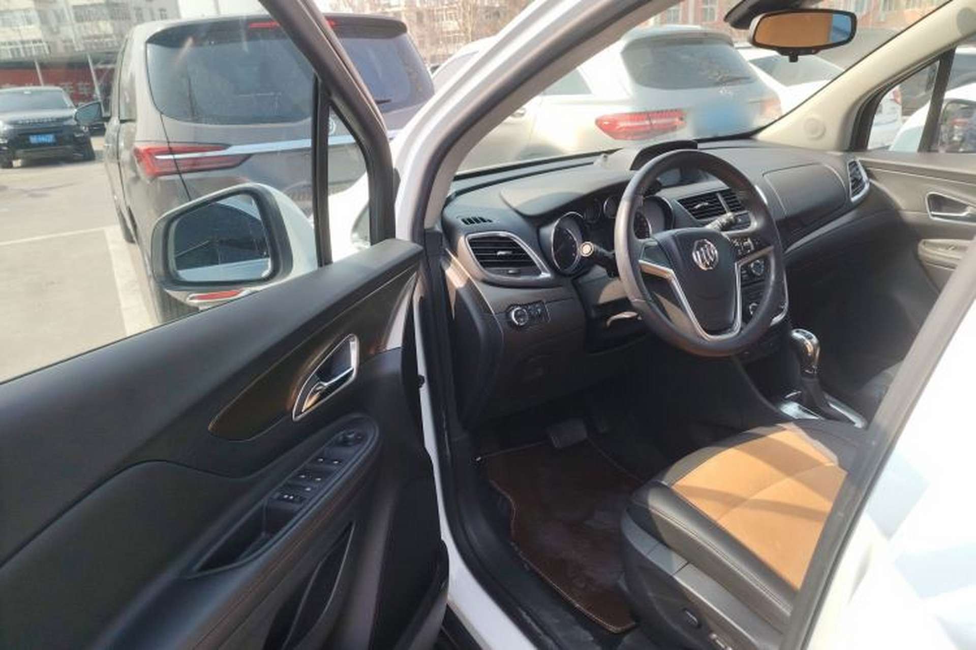 Used Buick Encore 2015 1.4T Automatic Two-Wheel Drive Urban Leading Model Driver Seat