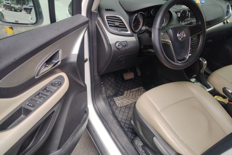 Used Buick Encore 2015 1.4T Automatic Two-Wheel Drive Urban Elite Version Driver Seat