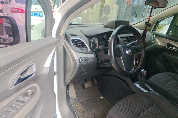 Used Buick Encore 2015 1.4T Automatic Two-Wheel Drive Urban Elite Version Driver Seat
