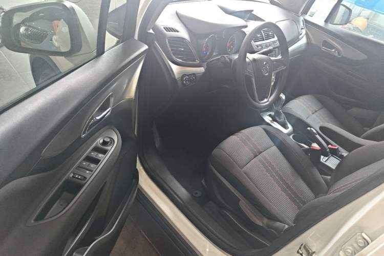 Used Buick Encore 2015 1.4T Automatic Two-Wheel Drive Urban Elite Version Driver Seat