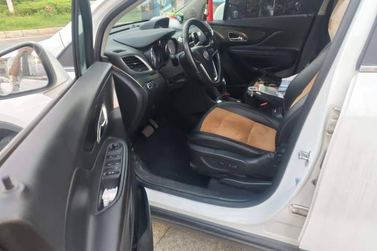 Used Buick Encore 2015 1.4T Automatic All-Wheel-Drive Flagship Model Driver Seat
