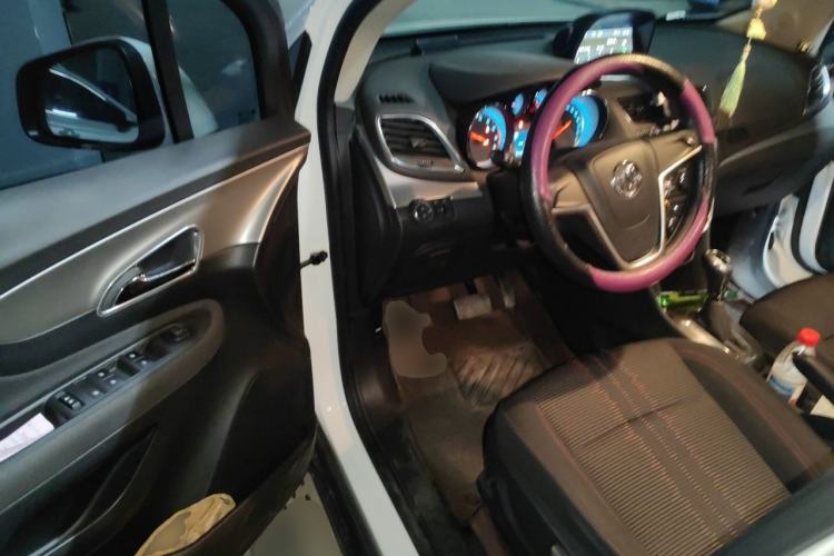 Used Buick Encore 2015 1.4T Automatic Two-Wheel Drive Urban Elite Version Driver Seat