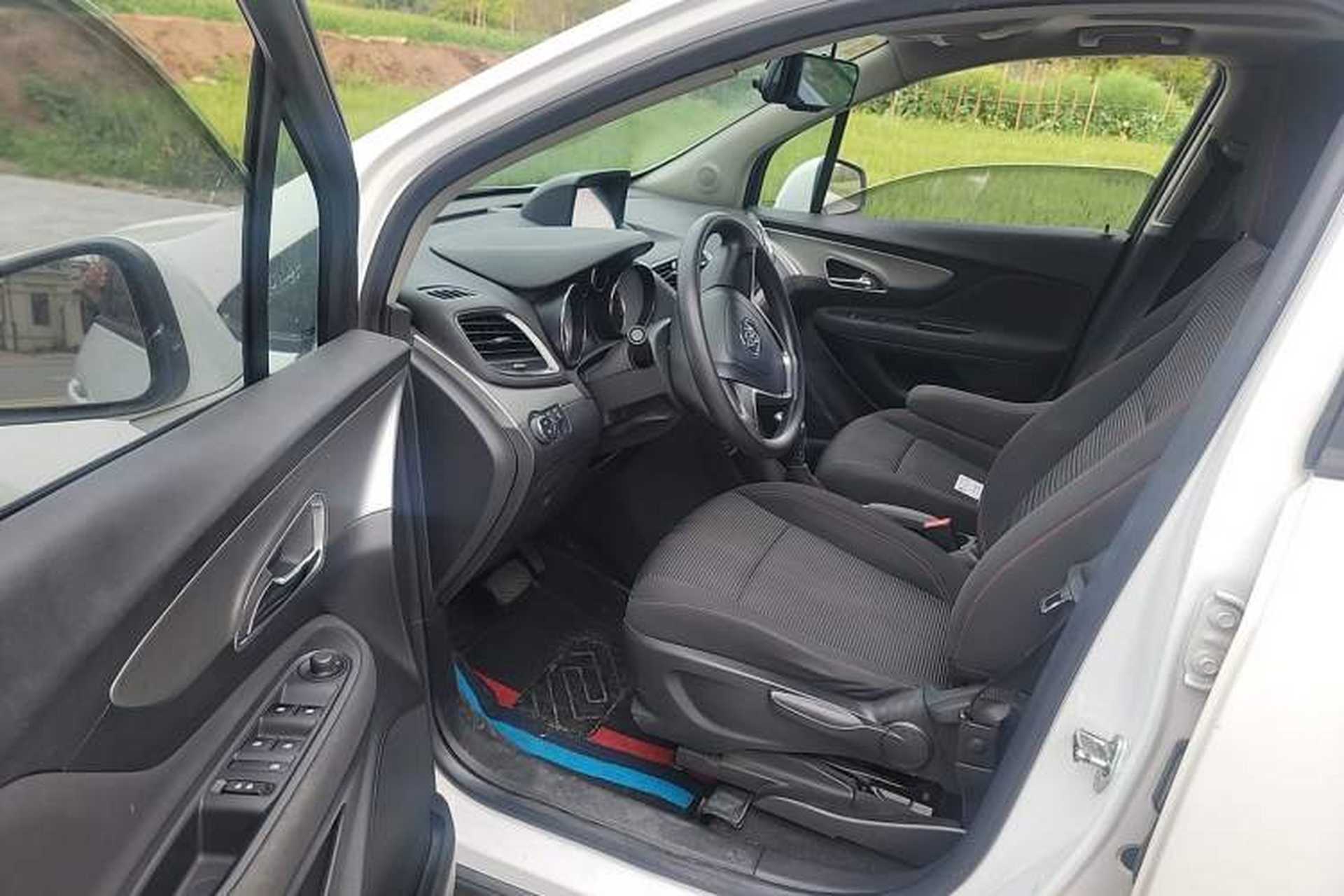 Used Buick Encore 2015 1.4T Automatic Two-Wheel Drive Urban Elite Version Driver Seat