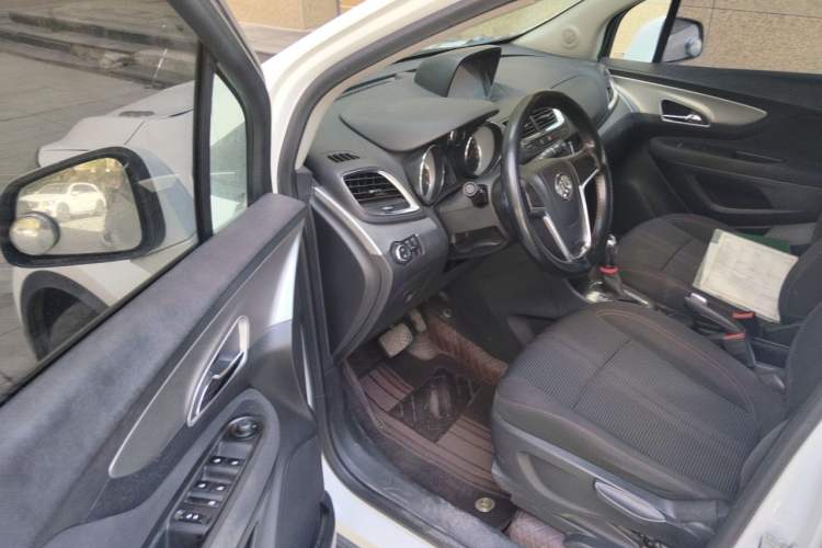 Used Buick Encore 2015 1.4T Automatic Two-Wheel Drive Urban Elite Version Driver Seat
