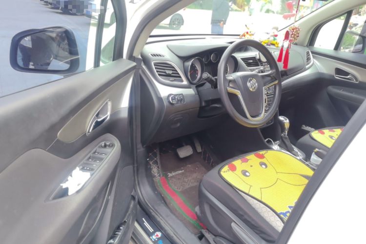 Used Buick Encore 2015 1.4T Automatic Two-Wheel Drive Urban Elite Version Driver Seat