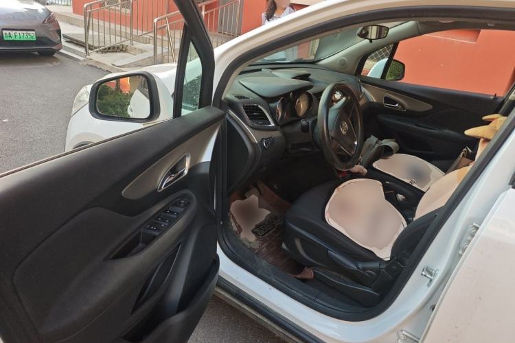 Used Buick Encore 2015 1.4T Automatic Two-Wheel Drive Urban Elite Version Driver Seat