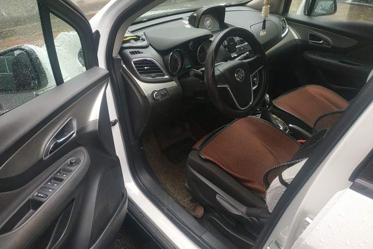 Used Buick Encore 2015 1.4T Automatic Two-Wheel Drive Urban Elite Version Driver Seat