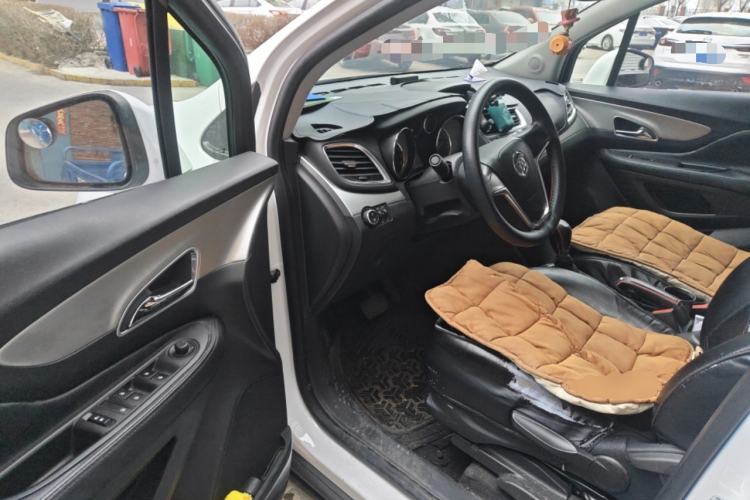 Used Buick Encore 2015 1.4T Automatic Two-Wheel Drive Urban Elite Version Driver Seat