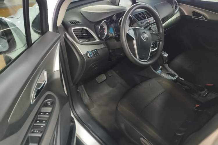 Used Buick Encore 2015 1.4T Automatic Two-Wheel Drive Urban Elite Version Driver Seat