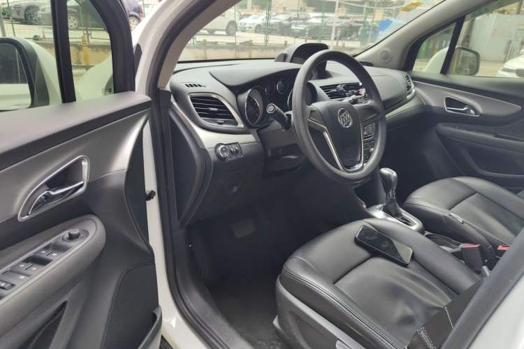 Used Buick Encore 2015 1.4T Automatic Two-Wheel Drive Urban Elite Version Driver Seat