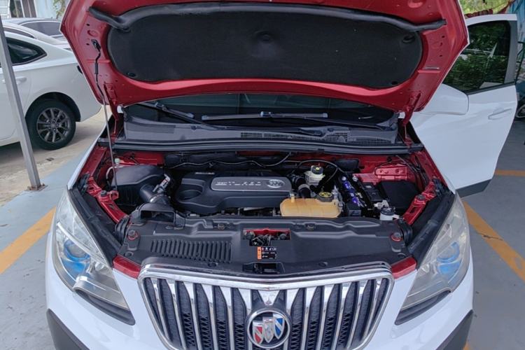 Used Buick Encore 2015 1.4T Automatic Two-Wheel Drive Urban Elite Version Engine Bay