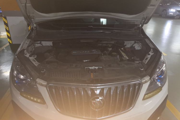 Used Buick Encore 2015 1.4T Automatic Two-Wheel Drive Urban Elite Version Engine Bay