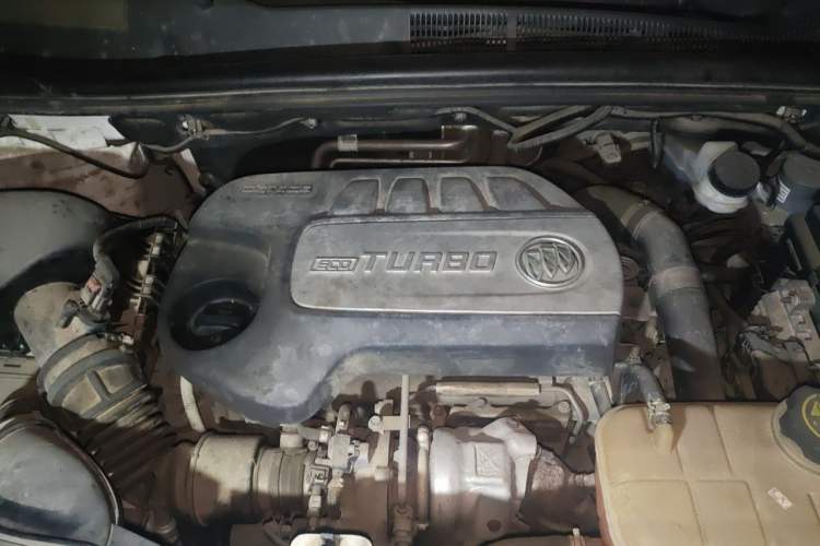 Used Buick Encore 2015 1.4T Automatic Two-Wheel Drive Urban Leading Model Engine Bay