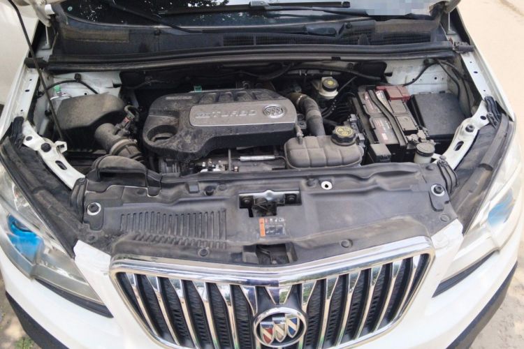 Used Buick Encore 2015 1.4T Automatic Two-Wheel Drive Urban Elite Version Engine Bay