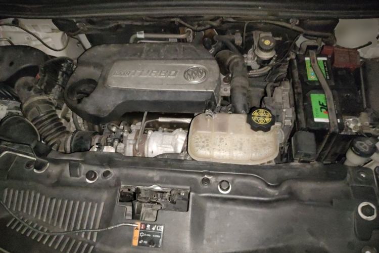 Used Buick Encore 2015 1.4T Automatic Two-Wheel Drive Urban Elite Version Engine Bay
