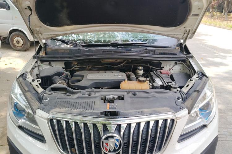 Used Buick Encore 2015 1.4T Automatic Two-Wheel Drive Urban Elite Version Engine Bay