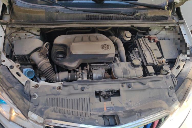 Used Buick Encore 2015 1.4T Automatic Two-Wheel Drive Urban Elite Version Engine Bay
