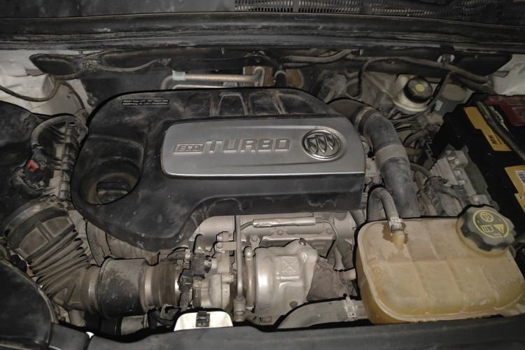 Used Buick Encore 2015 1.4T Automatic Two-Wheel Drive Urban Elite Version Engine Bay
