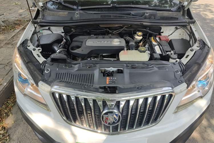 Used Buick Encore 2015 1.4T Manual Two-Wheel Drive Urban Advanced Model Engine Bay
