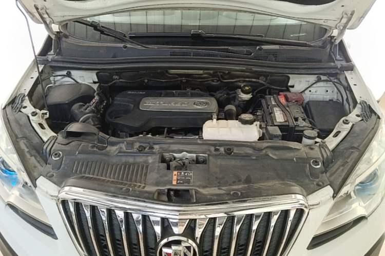 Used Buick Encore 2015 1.4T Automatic Two-Wheel Drive Urban Elite Version Engine Bay