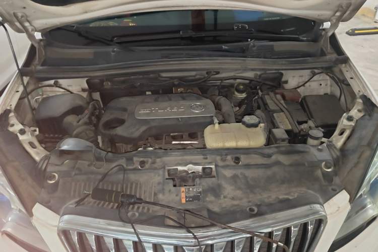 Used Buick Encore 2015 1.4T Automatic Two-Wheel Drive Urban Elite Version Engine Bay