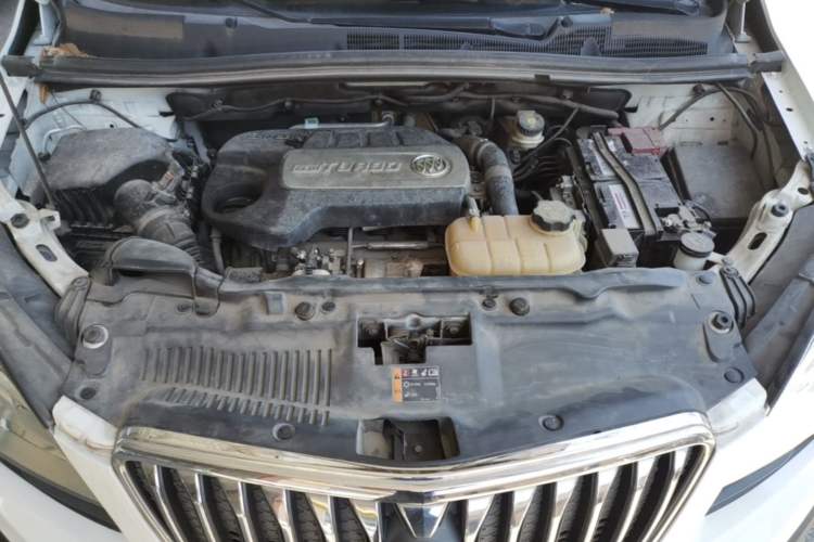 Used Buick Encore 2015 1.4T Automatic Two-Wheel Drive Urban Elite Version Engine Bay