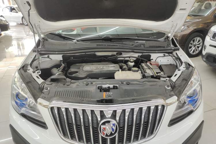 Used Buick Encore 2015 1.4T Automatic Two-Wheel Drive Urban Elite Version Engine Bay