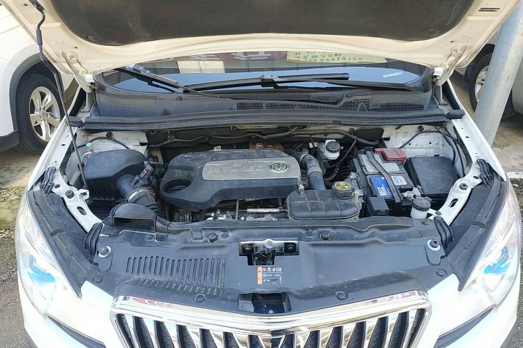 Used Buick Encore 2015 1.4T Automatic Two-Wheel Drive Urban Elite Version Engine Bay