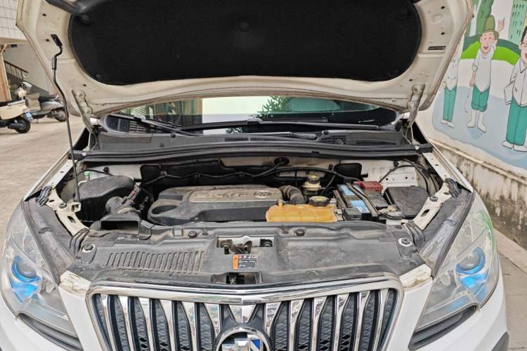 Used Buick Encore 2015 1.4T Automatic Two-Wheel Drive Urban Elite Version Engine Bay