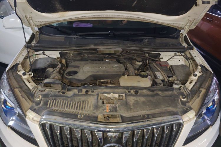 Used Buick Encore 2015 1.4T Automatic Two-Wheel Drive Urban Elite Version Engine Bay