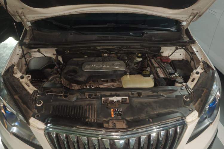 Used Buick Encore 2015 1.4T Automatic Two-Wheel Drive Urban Elite Version Engine Bay
