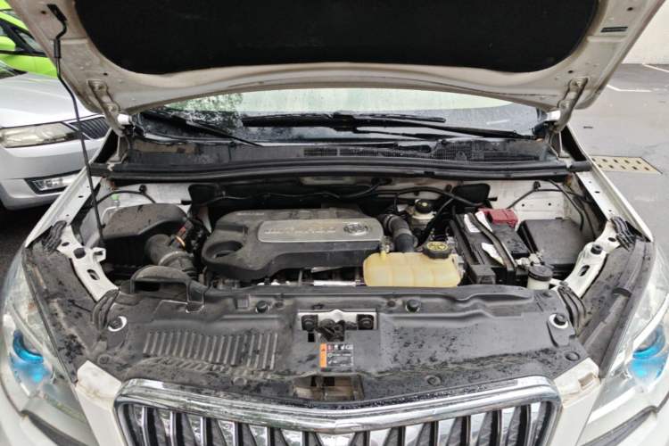 Used Buick Encore 2015 1.4T Automatic Two-Wheel Drive Urban Elite Version Engine Bay