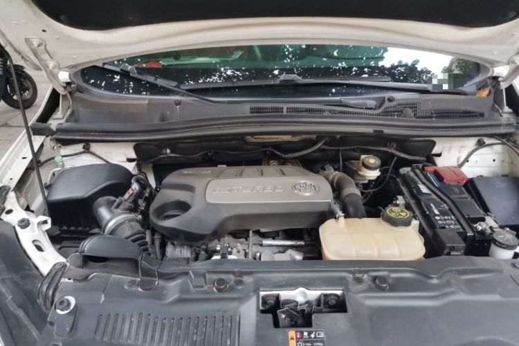 Used Buick Encore 2015 1.4T Automatic Two-Wheel Drive Urban Elite Version Engine Bay
