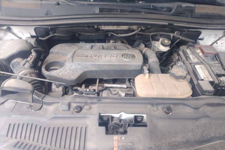 Used Buick Encore 2015 1.4T Automatic Two-Wheel Drive Urban Elite Version Engine Bay