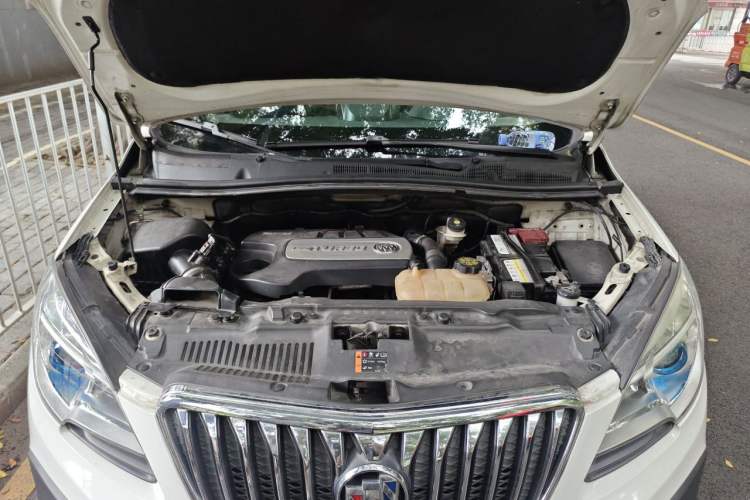 Used Buick Encore 2015 1.4T Automatic Two-Wheel Drive Urban Elite Version Engine Bay