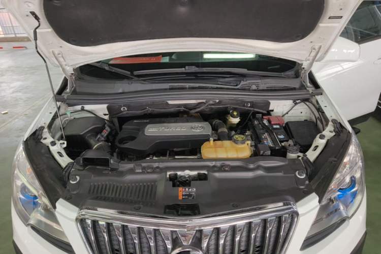 Used Buick Encore 2015 1.4T Automatic Two-Wheel Drive Urban Elite Version Engine Bay