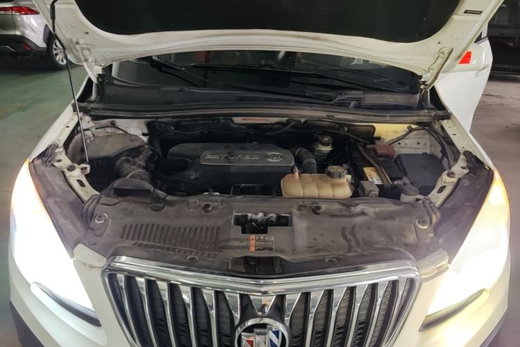 Used Buick Encore 2015 1.4T Automatic Two-Wheel Drive Urban Elite Version Engine Bay