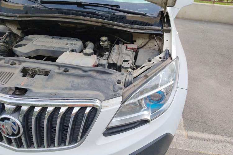 Used Buick Encore 2015 1.4T Manual Two-Wheel Drive Urban Advanced Model Engine Bay Left