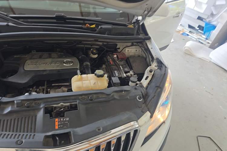 Used Buick Encore 2015 1.4T Automatic Two-Wheel Drive Urban Leading Model Engine Bay Left
