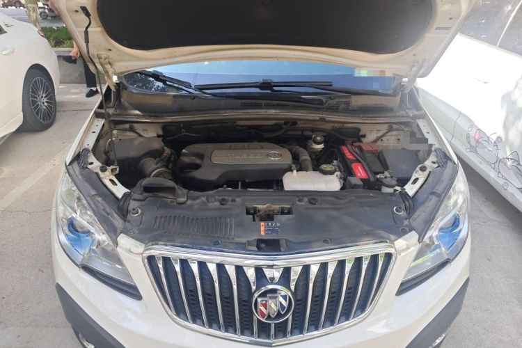 Used Buick Encore 2015 1.4T Automatic Two-Wheel Drive Urban Elite Version Engine Bay