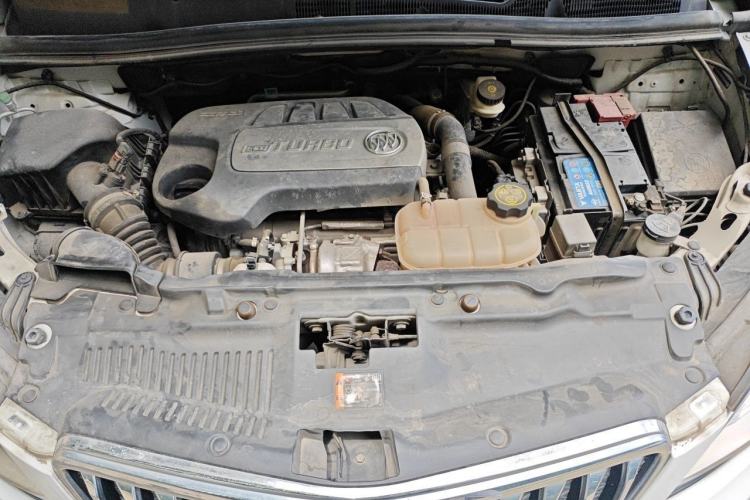 Used Buick Encore 2015 1.4T Automatic Two-Wheel Drive Urban Elite Version Engine Bay