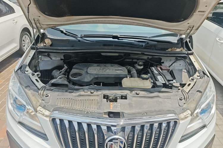 Used Buick Encore 2015 1.4T Automatic Two-Wheel Drive Urban Elite Version Engine Bay