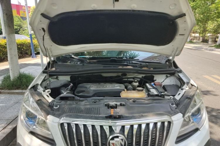 Used Buick Encore 2015 1.4T Automatic Two-Wheel Drive Urban Elite Version Engine Bay
