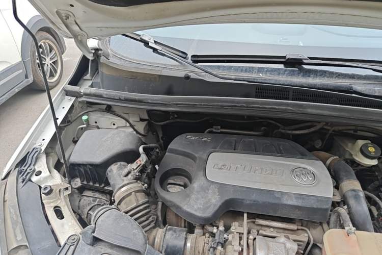Used Buick Encore 2015 1.4T Automatic Two-Wheel Drive Urban Leading Model Engine Bay Right